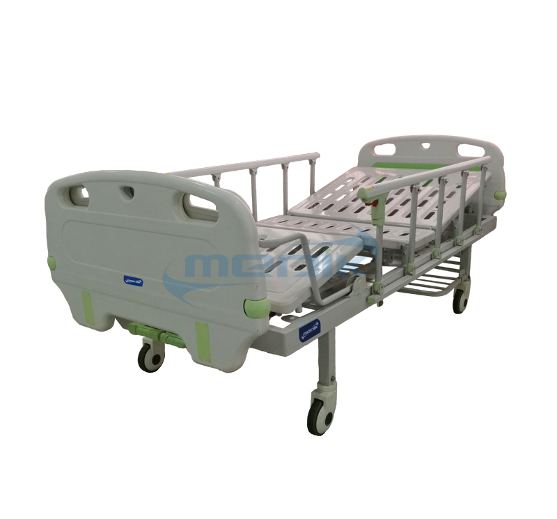 YA-M2-8 Two Crank Manual Nursing Sick Bed With Bumper