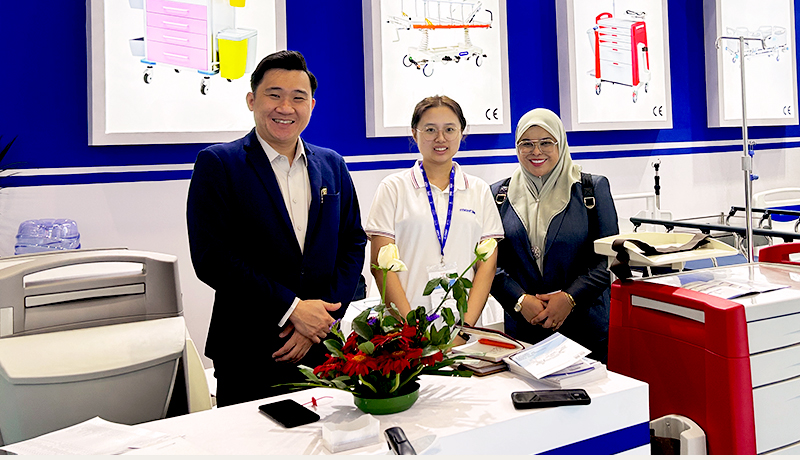 Medik en la exposición CMEF Medik en la exposición CMEF